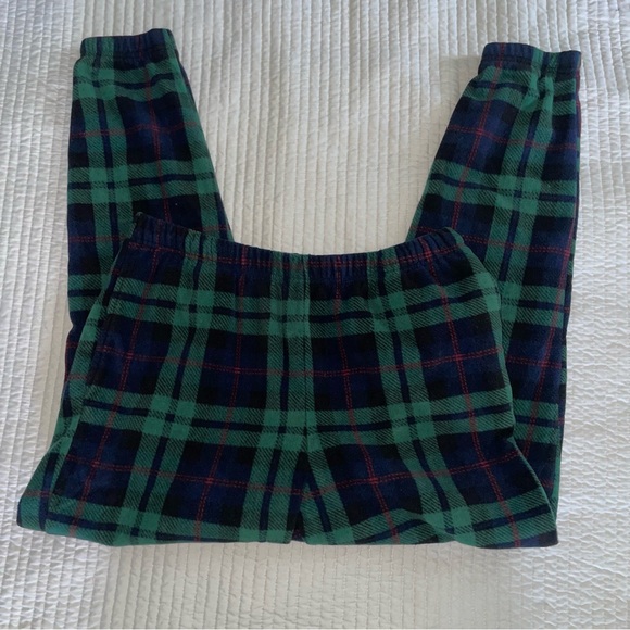 Old Navy Pajama Set Plaid - Picture 8 of 9